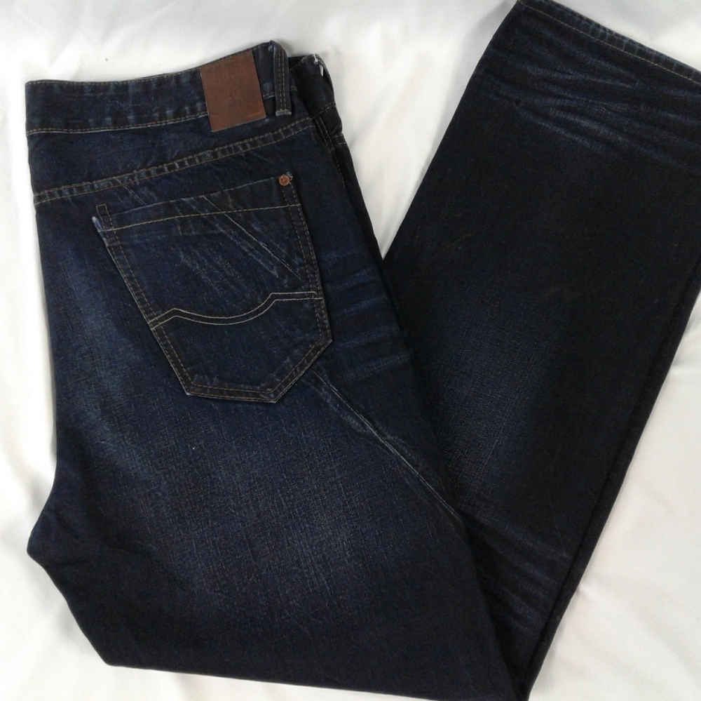 Men stonewashed blue jeans by Union 40W